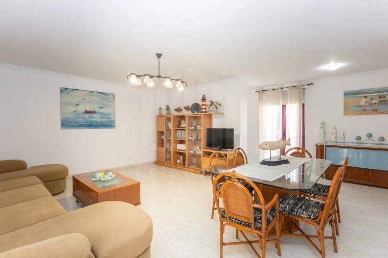 Apartamento T2 para Venda em Sesimbra (Santiago) Foto 13