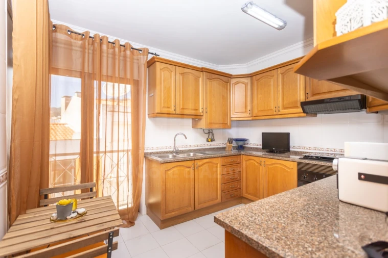 Apartamento T2 para Venda em Sesimbra (Santiago) Foto 16