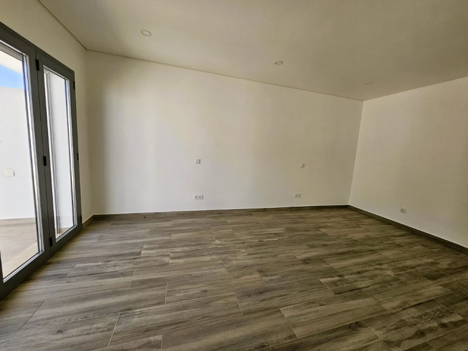 Moradia T3 para Venda em Tavira (Santa Maria e Santiago) Foto 10