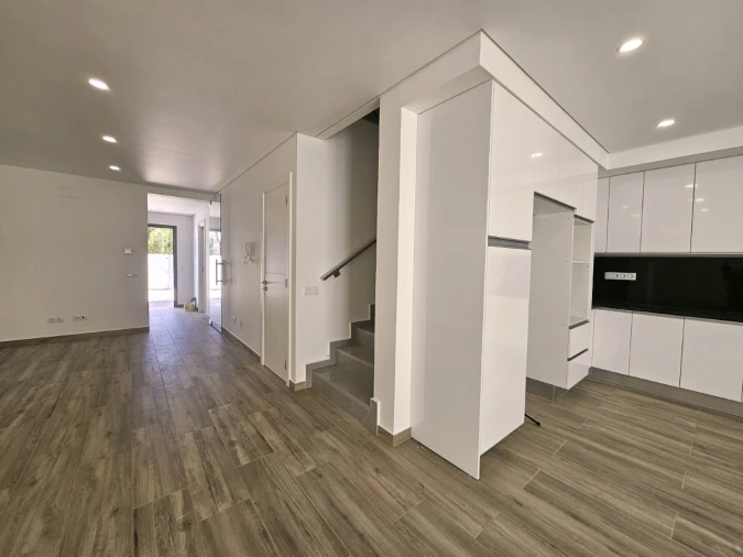 Moradia T3 para Venda em Tavira (Santa Maria e Santiago) Foto 11