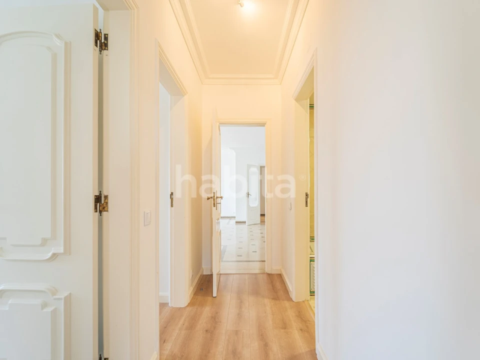 Apartamento T3 para Arrendamento em Areeiro Foto 6