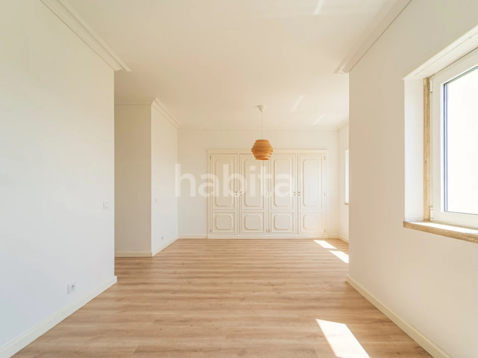 Apartamento T3 para Arrendamento em Areeiro Foto 9