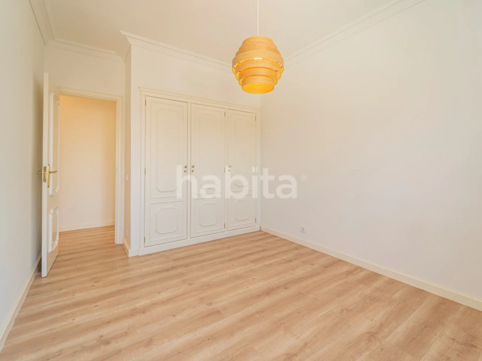 Apartamento T3 para Arrendamento em Areeiro Foto 14