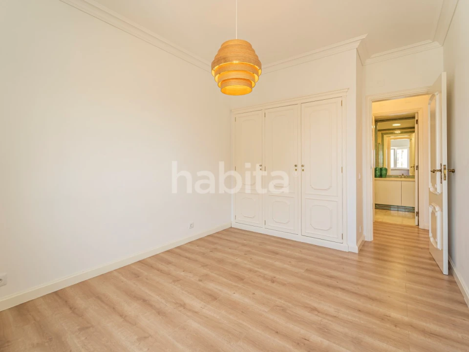 Apartamento T3 para Arrendamento em Areeiro Foto 15
