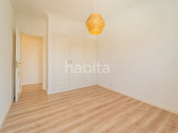 Apartamento T3 para Arrendamento em Areeiro Foto 14