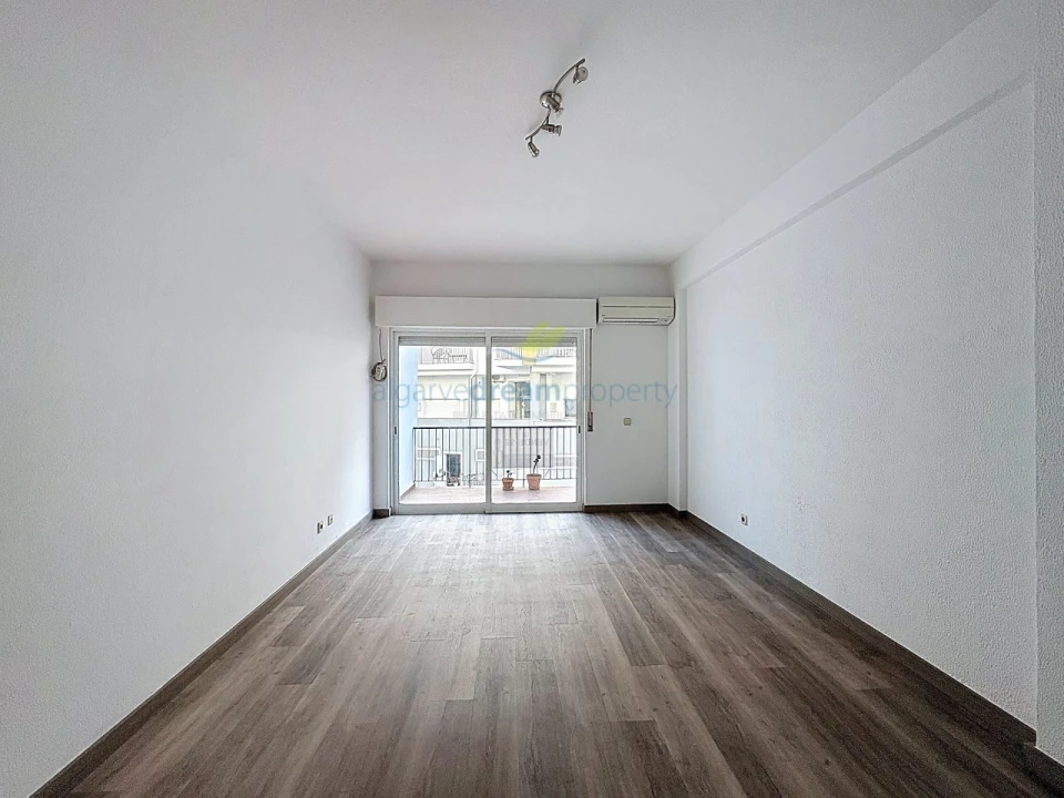 Apartamento T2 para Venda em Albufeira e Olhos de Água Foto 1