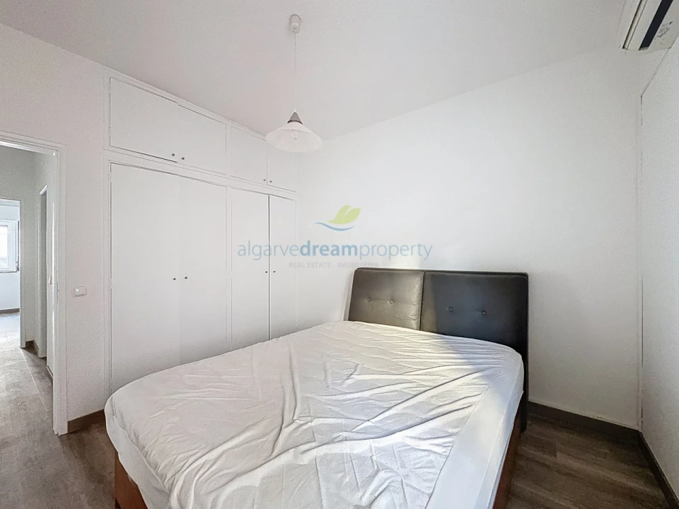Apartamento T2 para Venda em Albufeira e Olhos de Água Foto 13