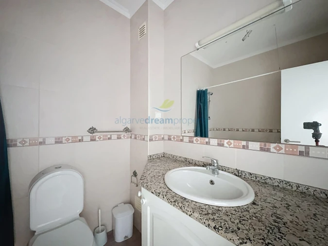 Apartamento T2 para Venda em Albufeira e Olhos de Água Foto 22