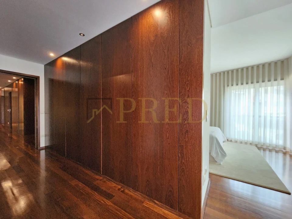 Apartamento T5 para Venda em Aldoar, Foz do Douro e Nevogilde Foto 24