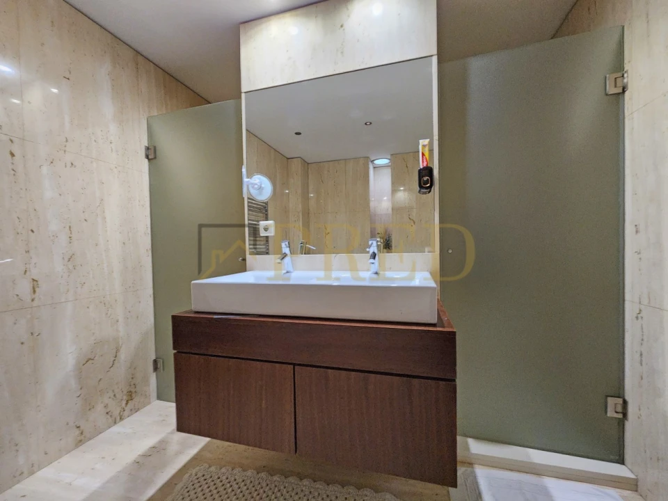 Apartamento T5 para Venda em Aldoar, Foz do Douro e Nevogilde Foto 29