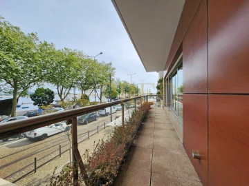 Apartamento T5 para Venda em Aldoar, Foz do Douro e Nevogilde