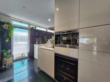 Apartamento T5 para Venda em Aldoar, Foz do Douro e Nevogilde