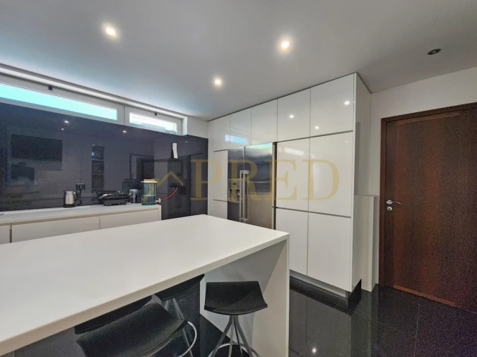 Apartamento T5 para Venda em Aldoar, Foz do Douro e Nevogilde Foto 18