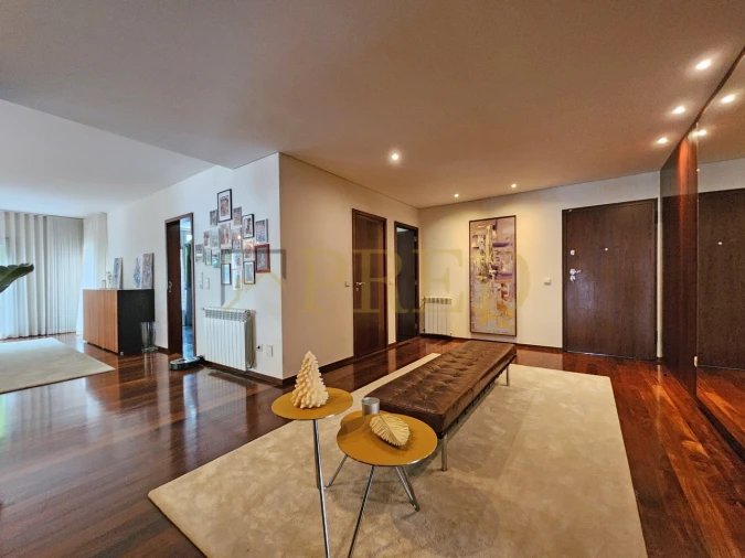 Apartamento T5 para Venda em Aldoar, Foz do Douro e Nevogilde Foto 19