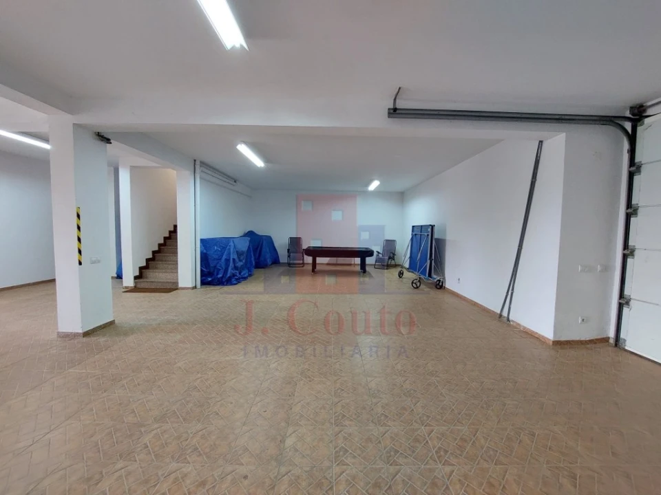 Moradia T4 para Venda em Alcobaça e Vestiaria Foto 60