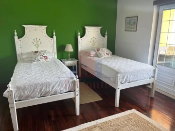 Moradia T4 para Venda em Alcobaça e Vestiaria