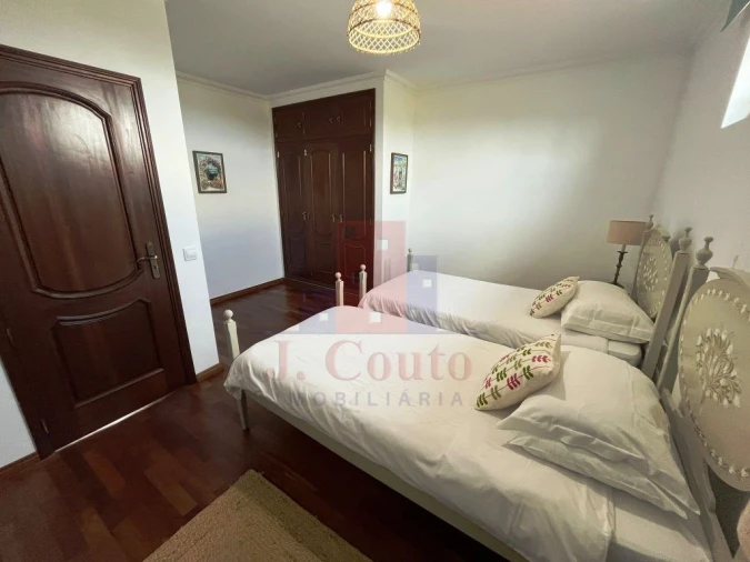 Moradia T4 para Venda em Alcobaça e Vestiaria Foto 56