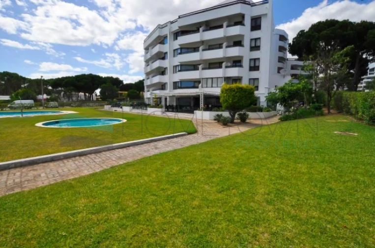 Apartamento T1 para Venda em Quarteira Foto 10