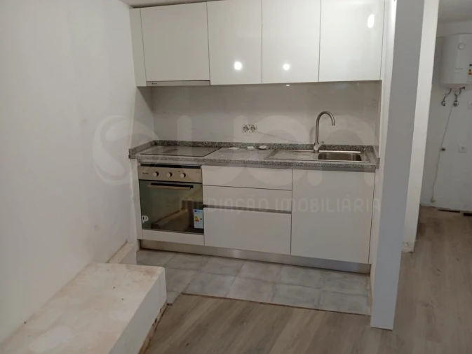 Armazém para Venda em Paranhos