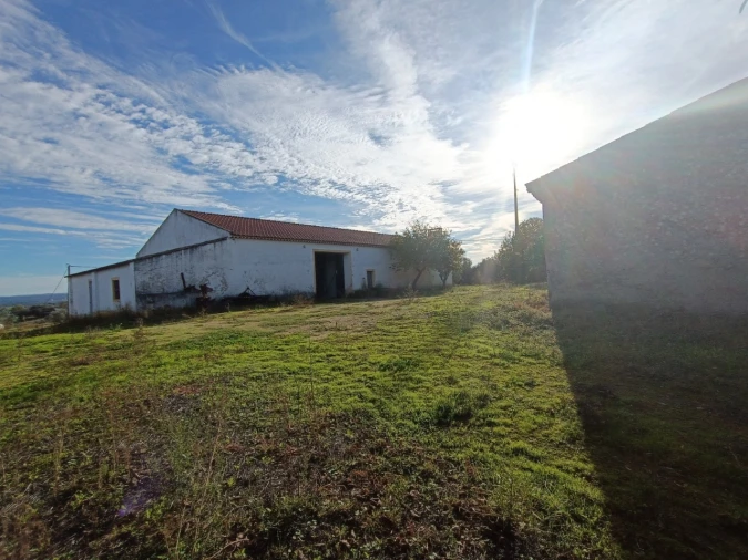 Quinta para Venda em Valhascos Foto 13