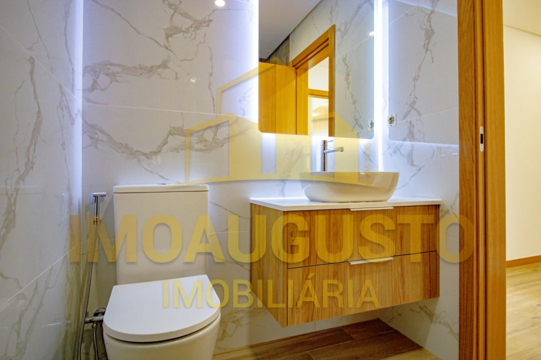 Apartamento T3 para Venda em Guarda Foto 21