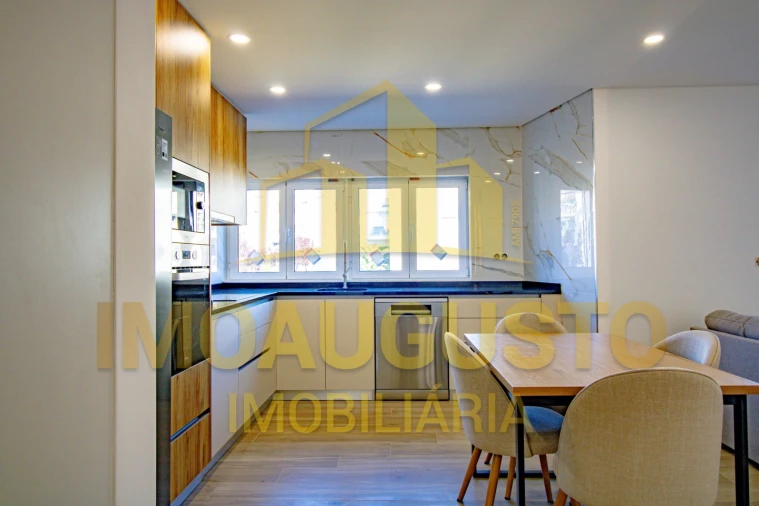 Apartamento T3 para Venda em Guarda Foto 3