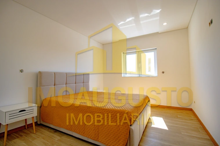 Apartamento T3 para Venda em Guarda Foto 16