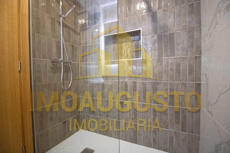 Apartamento T3 para Venda em Guarda Foto 22