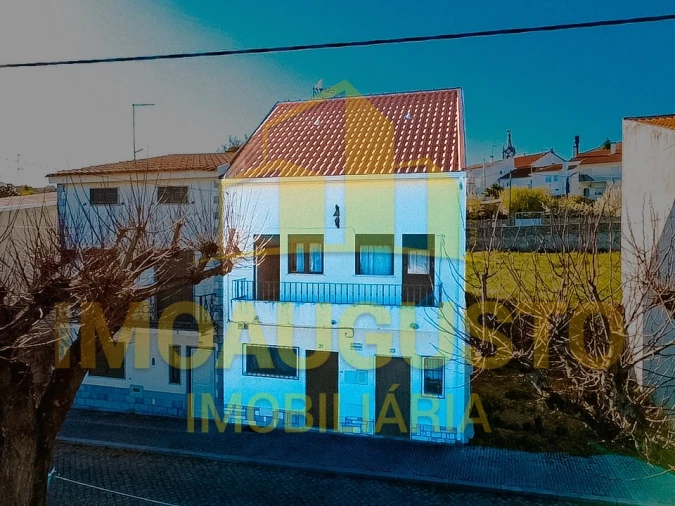 Moradia T2 para Venda em Pinhel Foto 1