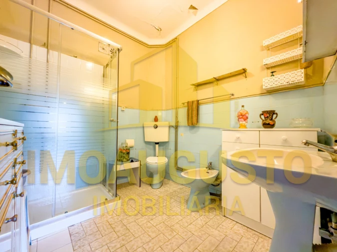 Moradia T2 para Venda em Pinhel Foto 6