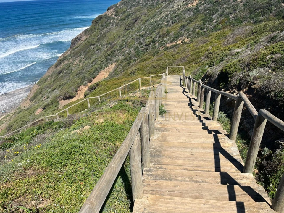 Moradia T4 para Venda em Rogil Foto 48