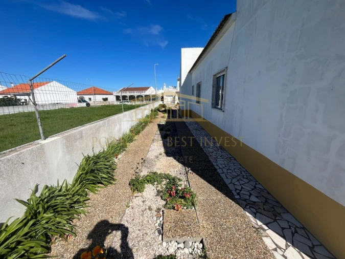 Moradia T4 para Venda em Rogil Foto 32