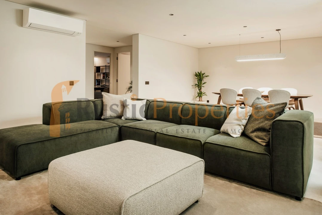 Moradia T4 para Venda em Almancil Foto 5