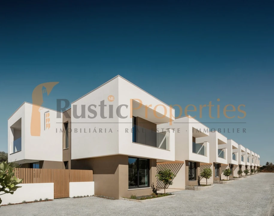 Moradia T4 para Venda em Almancil Foto 17