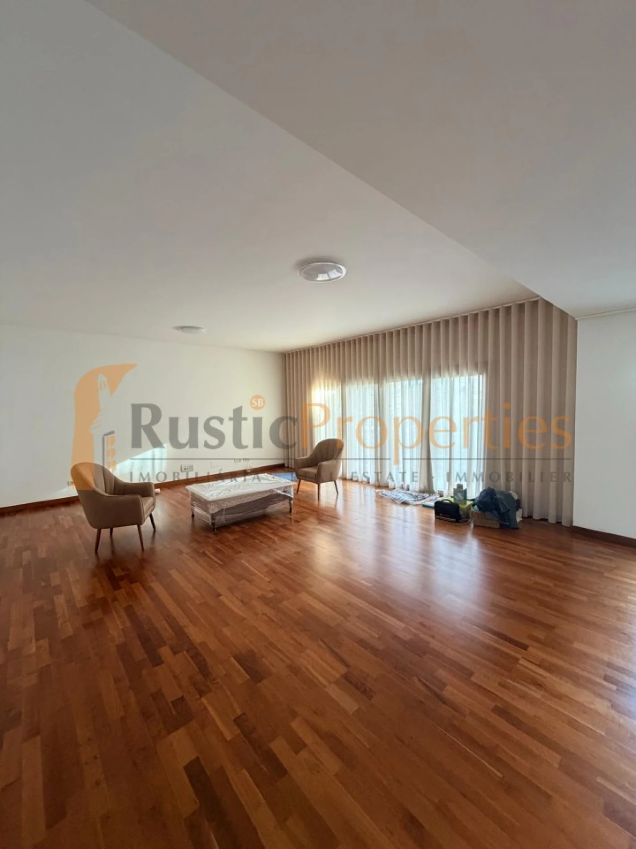 Apartamento T4 para Venda em Loule (São Sebastião) Foto 3