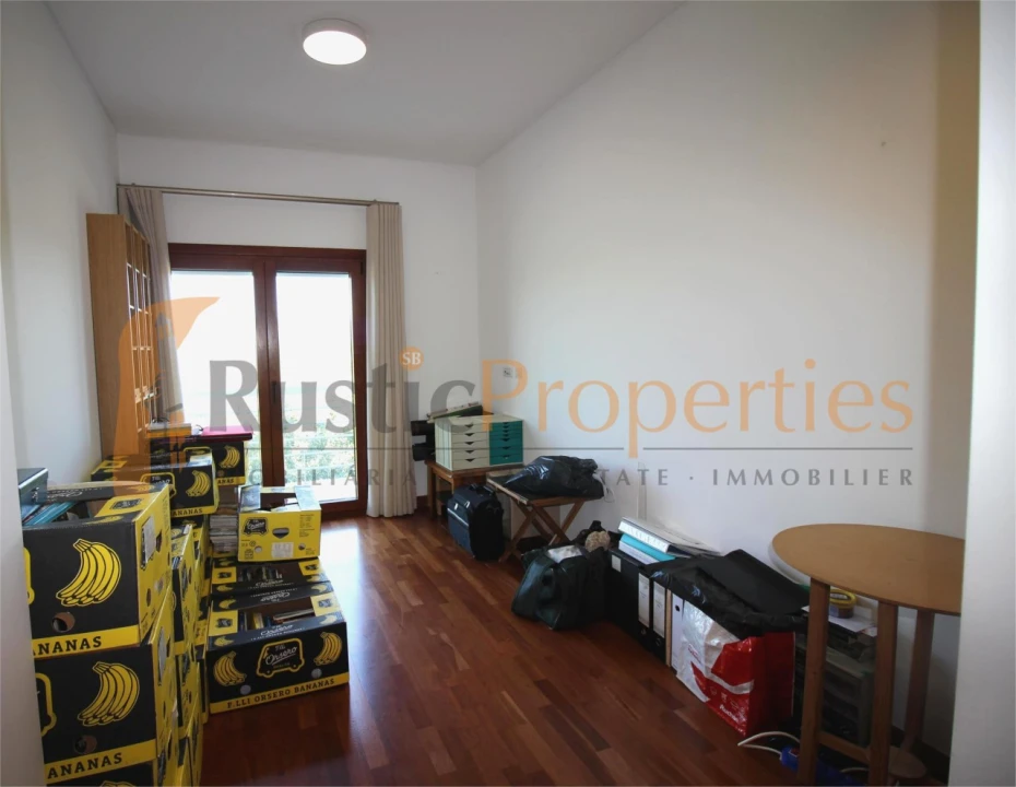 Apartamento T4 para Venda em Loule (São Sebastião) Foto 6