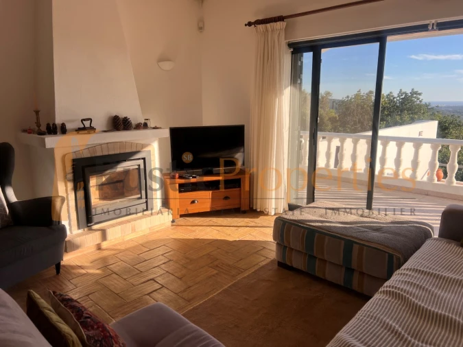 Moradia T3 para Venda em Loule (São Sebastião) Foto 6