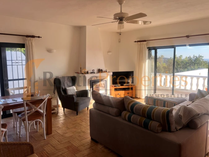 Moradia T3 para Venda em Loule (São Sebastião) Foto 9