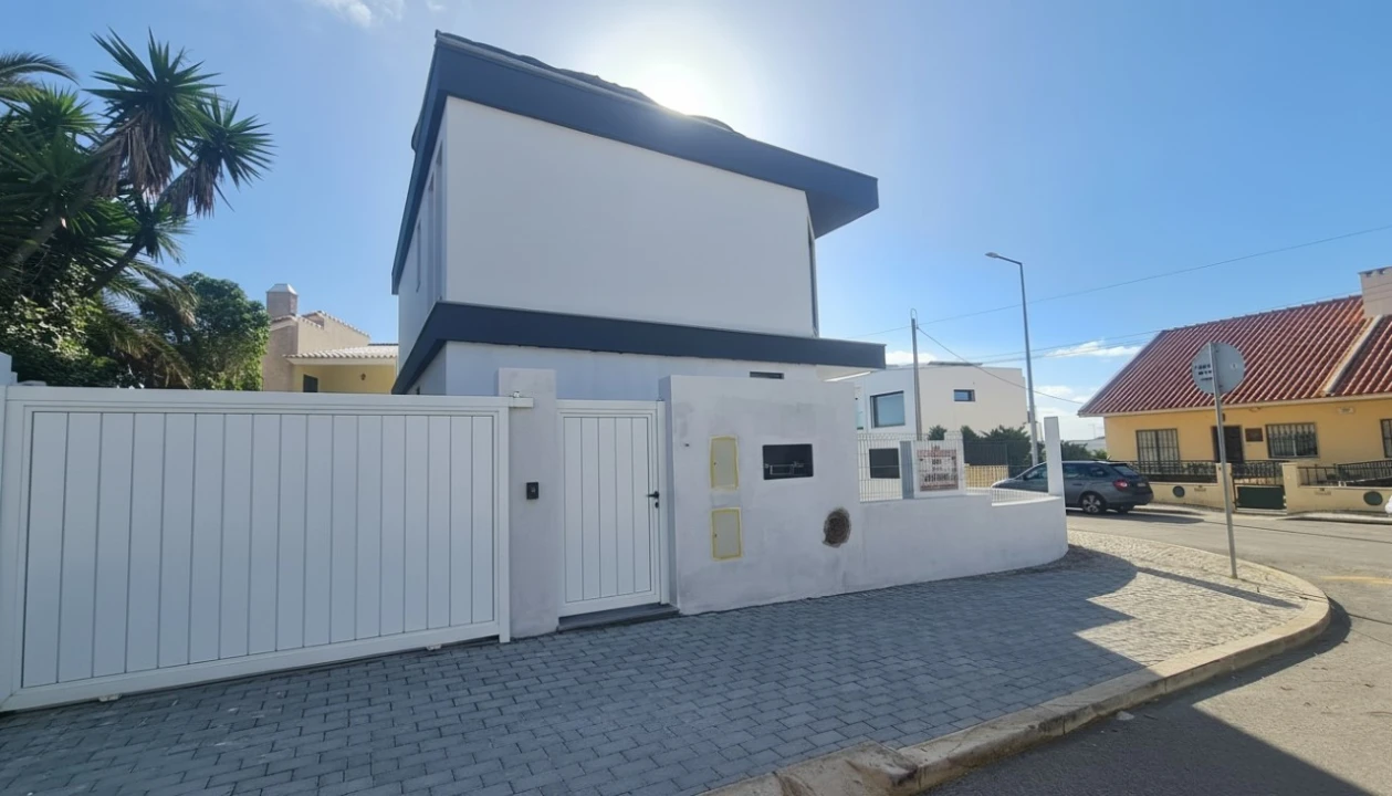 Moradia T3 para Venda em São Domingos de Rana Foto 10