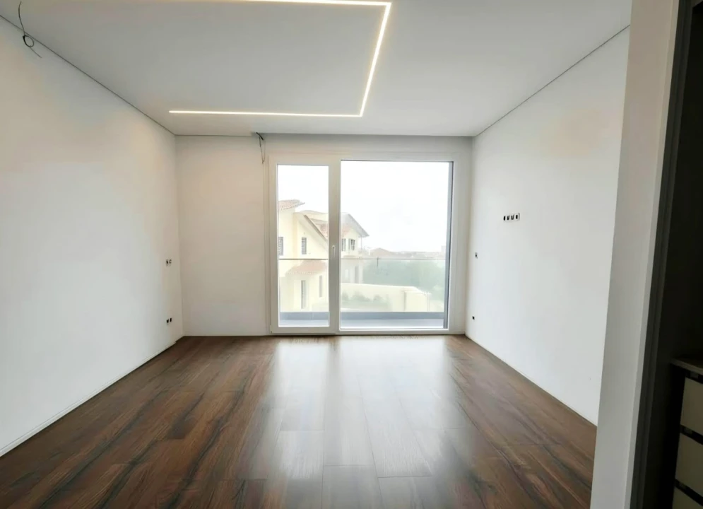 Moradia T2 para Venda em São Domingos de Rana Foto 36