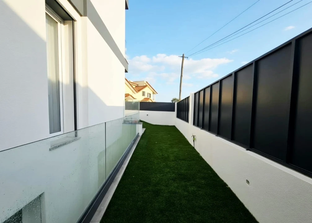 Moradia T2 para Venda em São Domingos de Rana Foto 42