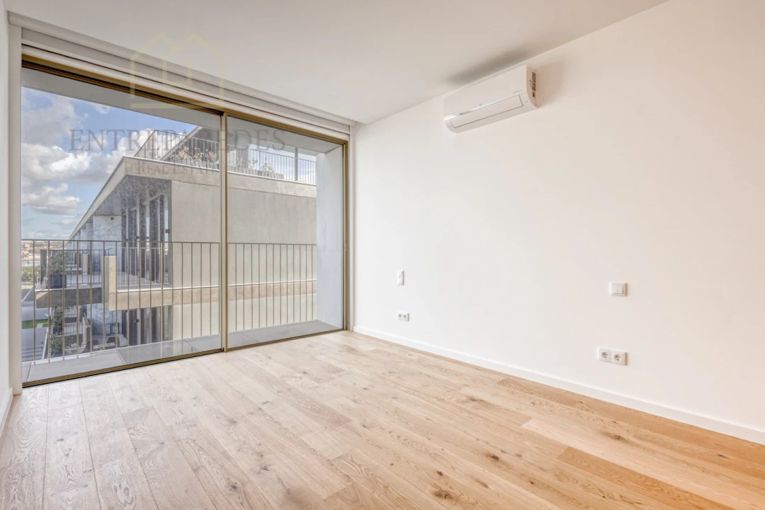 Apartamento T2 para Venda em Canidelo Foto 16