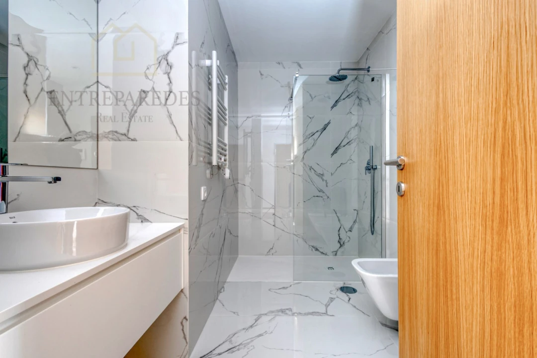 Apartamento T2 para Venda em Canidelo Foto 17