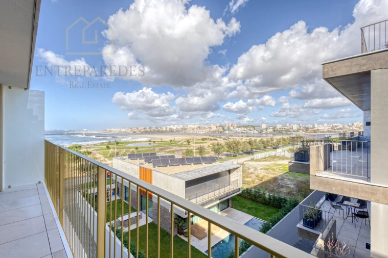 Apartamento T2 para Venda em Canidelo Foto 2