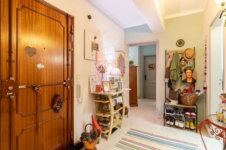 Apartamento T3 para Venda em Agualva e Mira-Sintra Foto 15