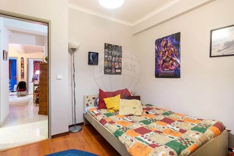 Apartamento T3 para Venda em Agualva e Mira-Sintra Foto 9