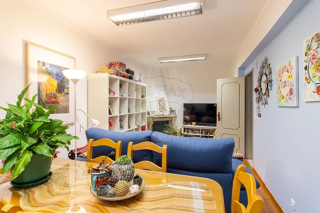 Apartamento T3 para Venda em Agualva e Mira-Sintra Foto 7