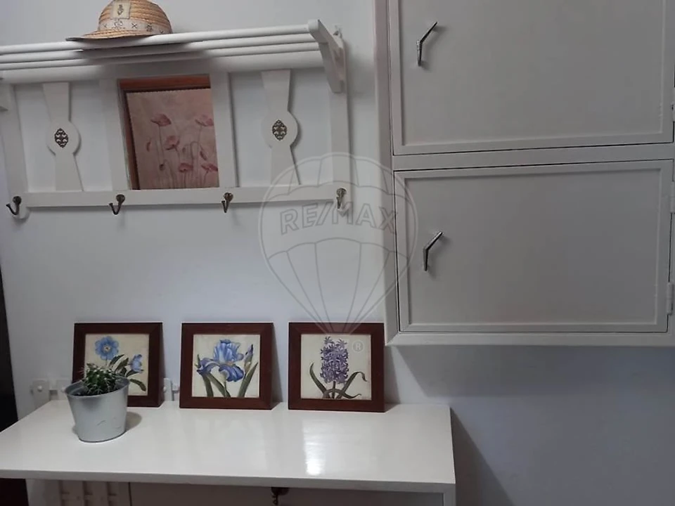 Apartamento T3 para Arrendamento em Rio de Mouro Foto 1