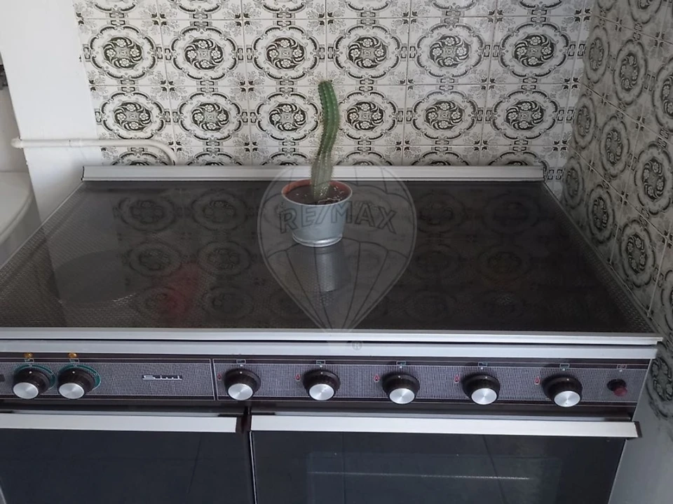 Apartamento T3 para Arrendamento em Rio de Mouro Foto 9