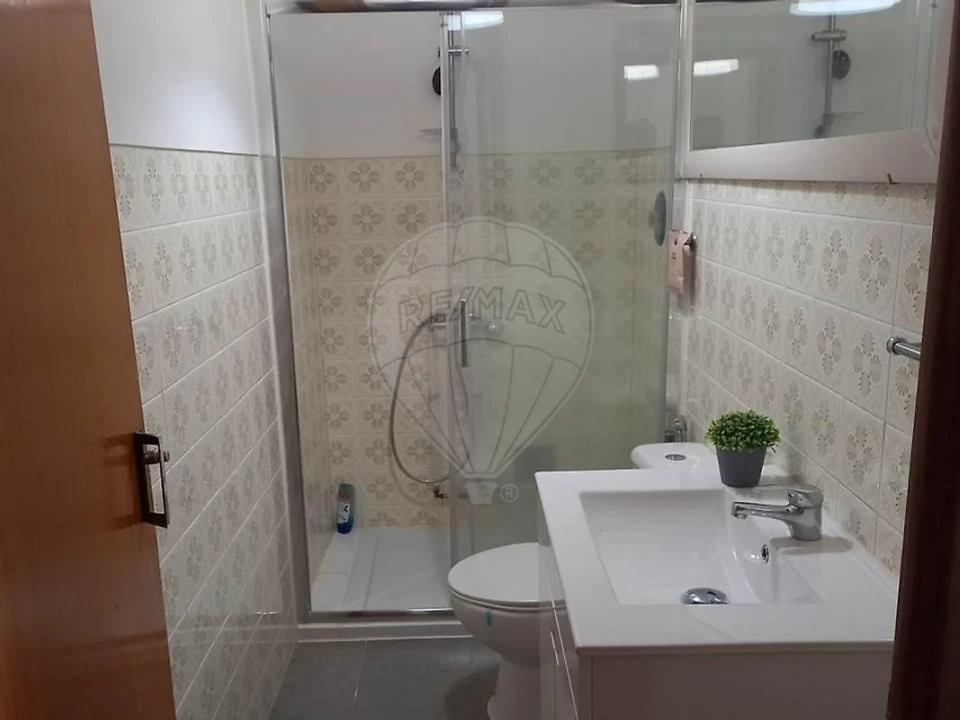 Apartamento T3 para Arrendamento em Rio de Mouro Foto 27